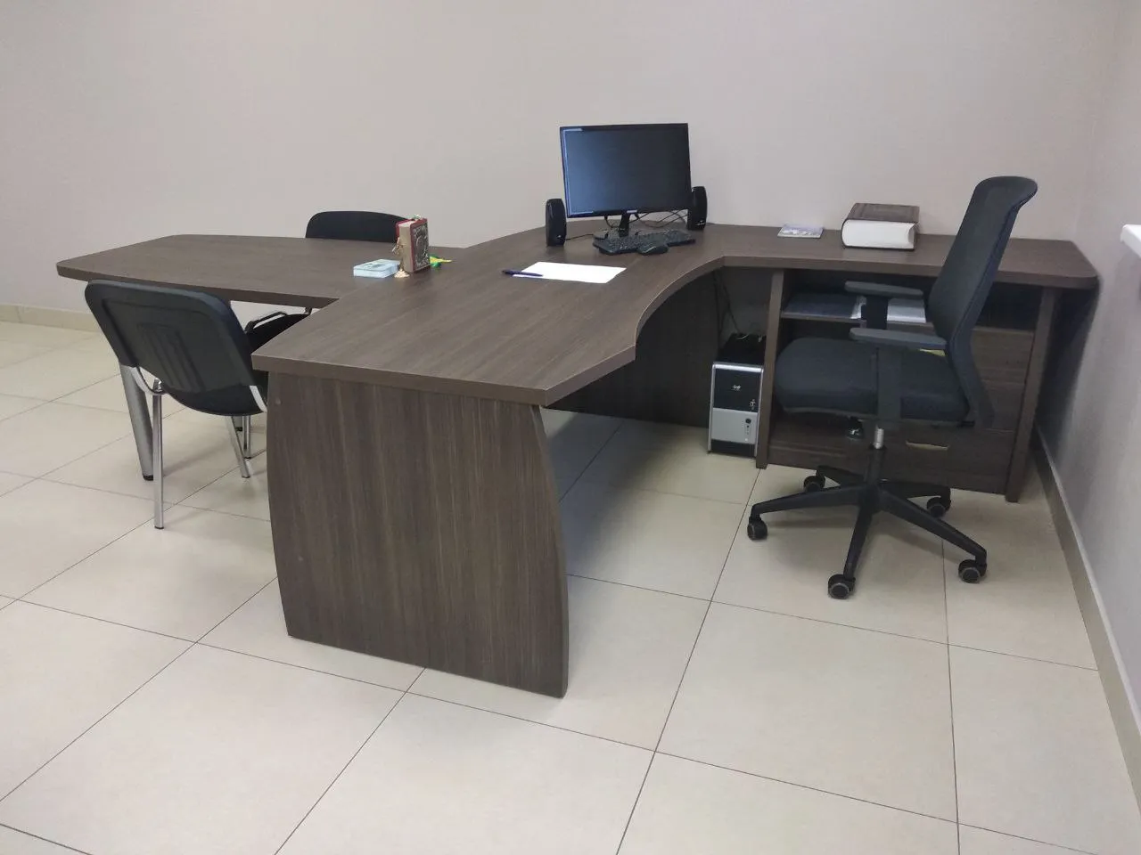 Офисная мебель